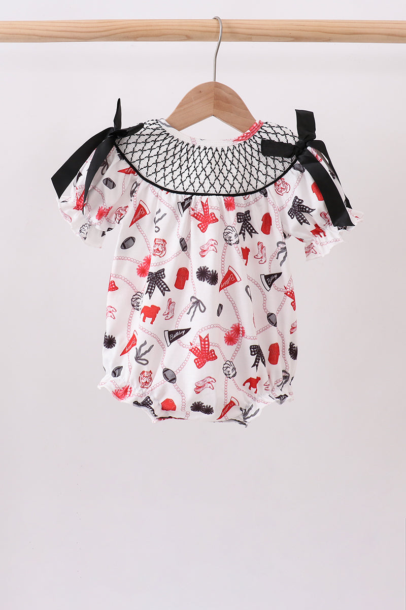 Bulldawgs and Bows Bubble